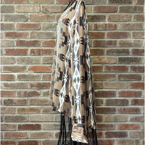 Dora Landa 100% Silk Long Sleeved Sheer Aztec Print Blouse Size Large - Picture 2 of 7